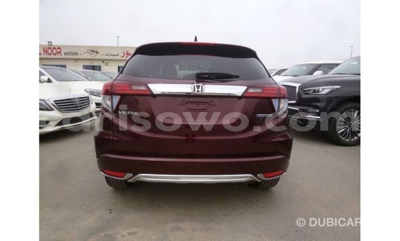 Acheter Import Voiture Honda Vezel Rouge à Import - Dubai, Benin Acheter Import Voiture Honda Vezel Rouge à Import - Dubai, Benin