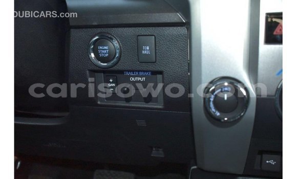 Acheter Import Voiture Toyota Tundra Blanc à Import - Dubai, Benin Acheter Import Voiture Toyota Tundra Blanc à Import - Dubai, Benin