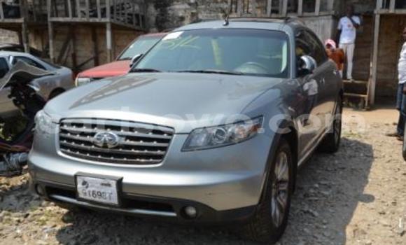 Sayi Sabo BMW 3–Series Azurfa Mota in Cotonou a Benin