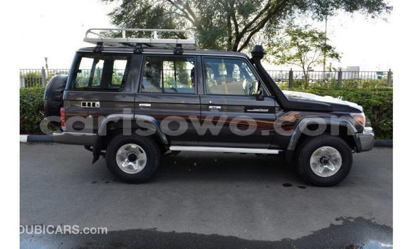 Buy Import Toyota Land Cruiser Other Car in Import - Dubai in Benign Buy Import Toyota Land Cruiser Other Car in Import - Dubai in Benign