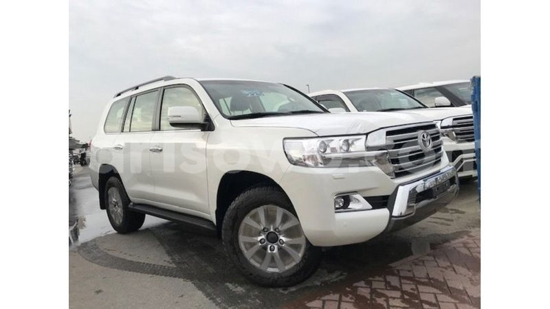 Big with watermark toyota land cruiser benign import dubai 8724