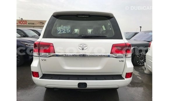 Buy Import Toyota Land Cruiser White Car in Import - Dubai in Benign Buy Import Toyota Land Cruiser White Car in Import - Dubai in Benign