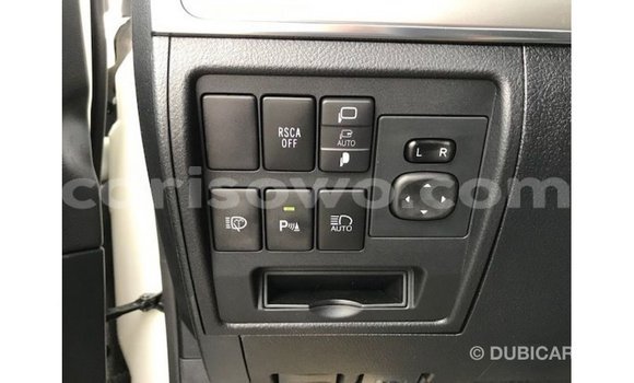 Buy Import Toyota Land Cruiser White Car in Import - Dubai in Benign Buy Import Toyota Land Cruiser White Car in Import - Dubai in Benign