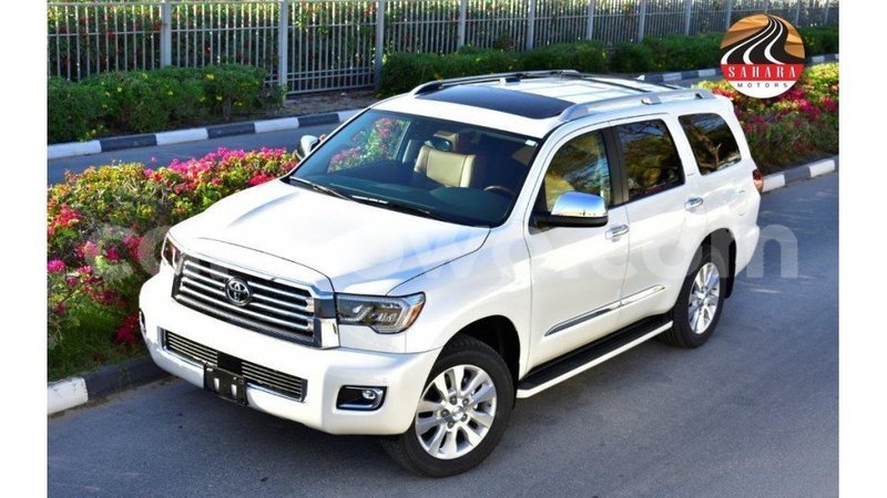 Big with watermark toyota sequoia benign import dubai 8725