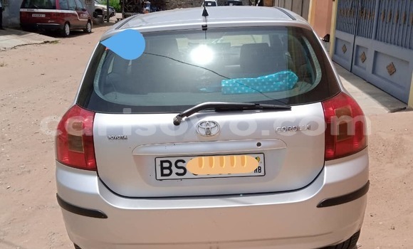 Ra Tuntun Toyota Corolla Silver Ọkọ̀ in Cotonou ni Benin Ra Tuntun Toyota Corolla Silver Ọkọ̀ in Cotonou ni Benin