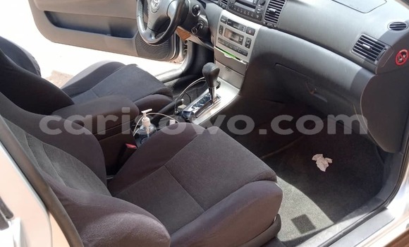 Ra Tuntun Toyota Corolla Silver Ọkọ̀ in Cotonou ni Benin Ra Tuntun Toyota Corolla Silver Ọkọ̀ in Cotonou ni Benin