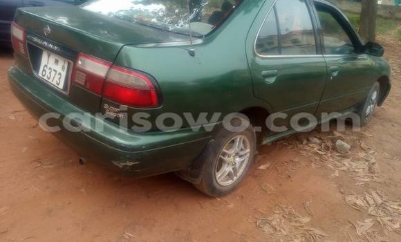 Sayi Na hannu Nissan Sunny Black Mota in Cotonou a Benin Sayi Na hannu Nissan Sunny Black Mota in Cotonou a Benin