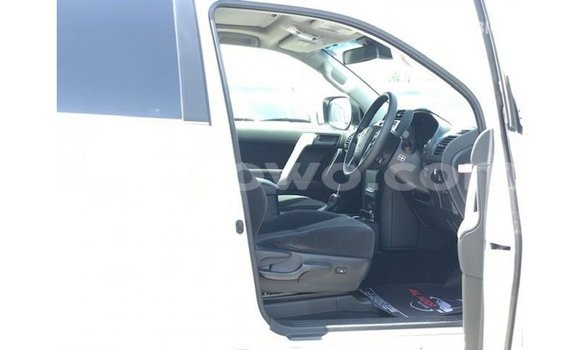 Sayi Imported Toyota Prado White Mota in Import - Dubai a Benin Sayi Imported Toyota Prado White Mota in Import - Dubai a Benin
