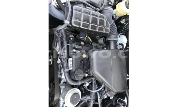 Sayi Imported Toyota Prado White Mota in Import - Dubai a Benin Sayi Imported Toyota Prado White Mota in Import - Dubai a Benin