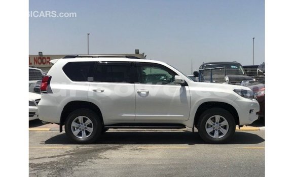 Sayi Imported Toyota Prado White Mota in Import - Dubai a Benin Sayi Imported Toyota Prado White Mota in Import - Dubai a Benin