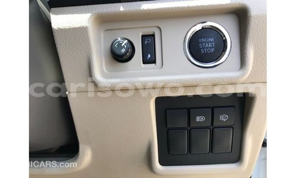 Sayi Imported Toyota Prado White Mota in Import - Dubai a Benin Sayi Imported Toyota Prado White Mota in Import - Dubai a Benin