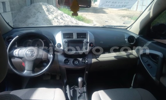 Ra Tuntun Toyota RAV4 Blue Ọkọ̀ in Cotonou ni Benin Ra Tuntun Toyota RAV4 Blue Ọkọ̀ in Cotonou ni Benin