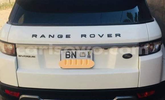 Acheter Neuf Voiture Land Rover Range Rover Evoque Blanc à Cotonou, Benin Acheter Neuf Voiture Land Rover Range Rover Evoque Blanc à Cotonou, Benin