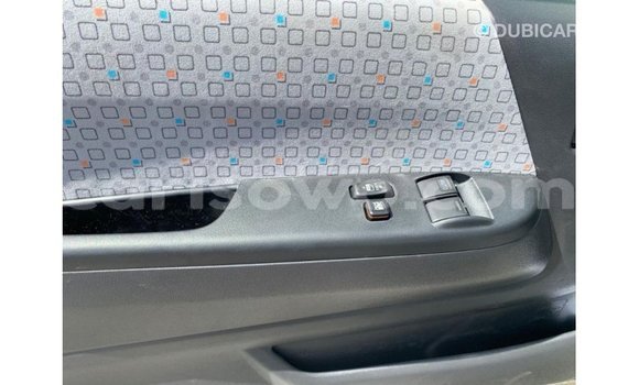 Sayi Imported Toyota Hiace White Mota in Import - Dubai a Benin Sayi Imported Toyota Hiace White Mota in Import - Dubai a Benin