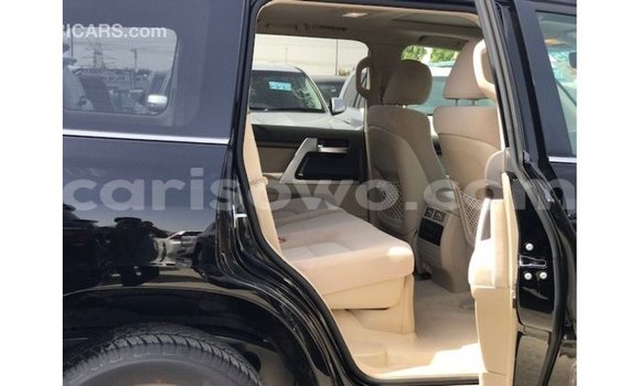 Sayi Imported Toyota Land Cruiser Black Mota in Import - Dubai a Benin Sayi Imported Toyota Land Cruiser Black Mota in Import - Dubai a Benin