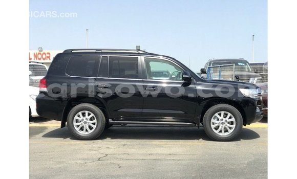 Sayi Imported Toyota Land Cruiser Black Mota in Import - Dubai a Benin Sayi Imported Toyota Land Cruiser Black Mota in Import - Dubai a Benin