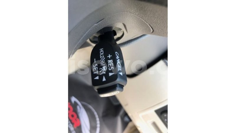 Big with watermark toyota land cruiser benign import dubai 8771