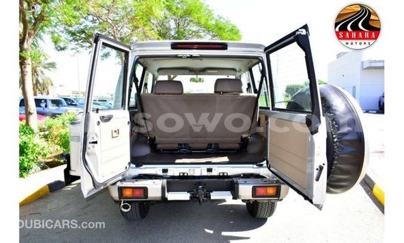 Buy Import Toyota Land Cruiser Other Car in Import - Dubai in Benign Buy Import Toyota Land Cruiser Other Car in Import - Dubai in Benign