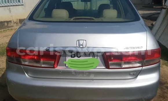 Sayi Na hannu Honda Accord Azurfa Mota in Cotonou a Benin Sayi Na hannu Honda Accord Azurfa Mota in Cotonou a Benin