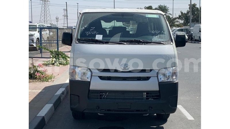 Big with watermark toyota hiace benign import dubai 8786