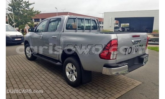 Sayi Imported Toyota Hilux Brown Mota in Import - Dubai a Benin Sayi Imported Toyota Hilux Brown Mota in Import - Dubai a Benin