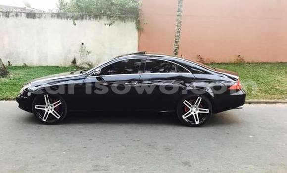 Buy Used Mercedes-Benz CLS–Class Black Car in Cotonou in Benign Buy Used Mercedes-Benz CLS–Class Black Car in Cotonou in Benign