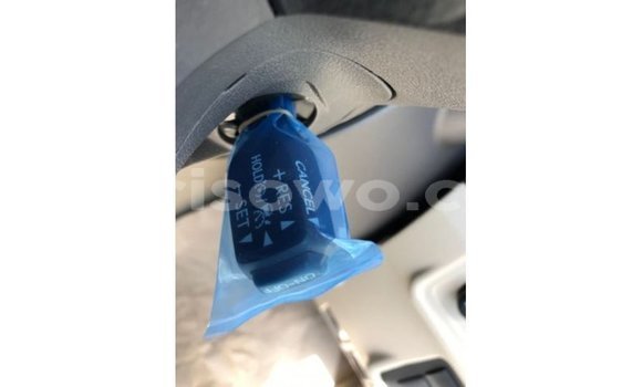 Ra Imported Toyota Prado funfun Ọkọ̀ in Import - Dubai ni Benin Ra Imported Toyota Prado funfun Ọkọ̀ in Import - Dubai ni Benin