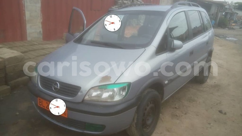 Big with watermark opel zafira benin cotonou 8812