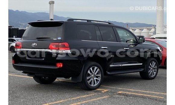 Sayi Imported Toyota Land Cruiser Black Mota in Import - Dubai a Benin Sayi Imported Toyota Land Cruiser Black Mota in Import - Dubai a Benin