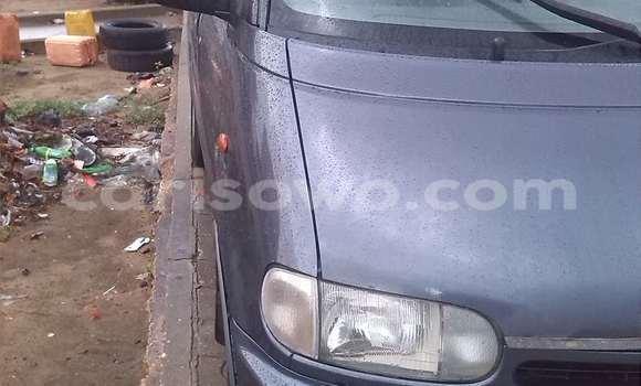 Ra Àlòkù Nissan Serena Silver Ọkọ̀ in Cotonou ni Benin Ra Àlòkù Nissan Serena Silver Ọkọ̀ in Cotonou ni Benin