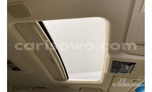 Ra Imported Toyota Land Cruiser funfun Ọkọ̀ in Import - Dubai ni Benin Ra Imported Toyota Land Cruiser funfun Ọkọ̀ in Import - Dubai ni Benin