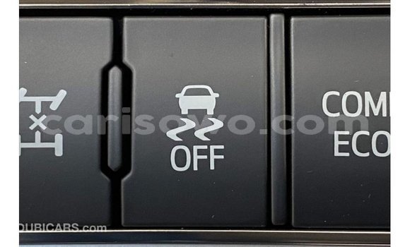 Ra Imported Toyota Land Cruiser funfun Ọkọ̀ in Import - Dubai ni Benin Ra Imported Toyota Land Cruiser funfun Ọkọ̀ in Import - Dubai ni Benin