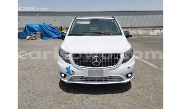 Sayi Imported Mercedes-Benz Vito White Mota in Import - Dubai a Benin Sayi Imported Mercedes-Benz Vito White Mota in Import - Dubai a Benin