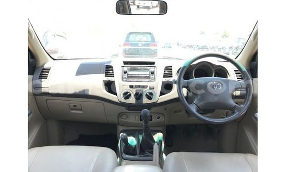 Buy Import Toyota Hilux Other Car in Import - Dubai in Benign Buy Import Toyota Hilux Other Car in Import - Dubai in Benign
