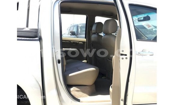 Buy Import Toyota Hilux Other Car in Import - Dubai in Benign Buy Import Toyota Hilux Other Car in Import - Dubai in Benign