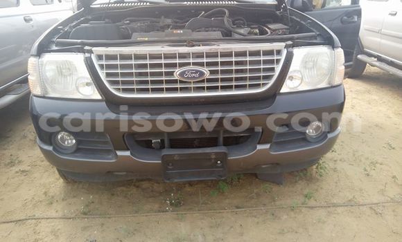 Acheter Occasion Voiture Ford Explorer Noir à Savalou, Benin Acheter Occasion Voiture Ford Explorer Noir à Savalou, Benin