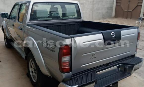 Ra Àlòkù Nissan Navara Silver Ọkọ̀ in Cotonou ni Benin Ra Àlòkù Nissan Navara Silver Ọkọ̀ in Cotonou ni Benin