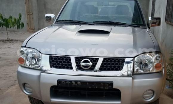 Ra Àlòkù Nissan Navara Silver Ọkọ̀ in Cotonou ni Benin Ra Àlòkù Nissan Navara Silver Ọkọ̀ in Cotonou ni Benin