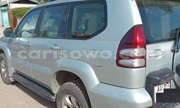 Sayi Na hannu Toyota Land Cruiser Prado Azurfa Mota in Cotonou a Benin Sayi Na hannu Toyota Land Cruiser Prado Azurfa Mota in Cotonou a Benin