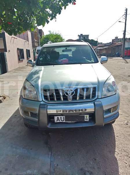 Big with watermark toyota land cruiser prado benin cotonou 8862