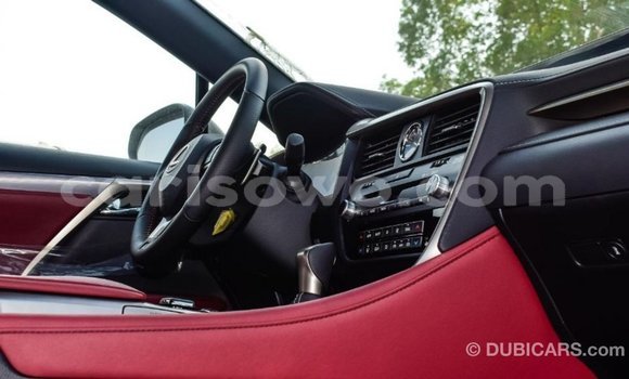 Acheter Import Voiture Lexus RX 300 Blanc à Import - Dubai, Benin Acheter Import Voiture Lexus RX 300 Blanc à Import - Dubai, Benin