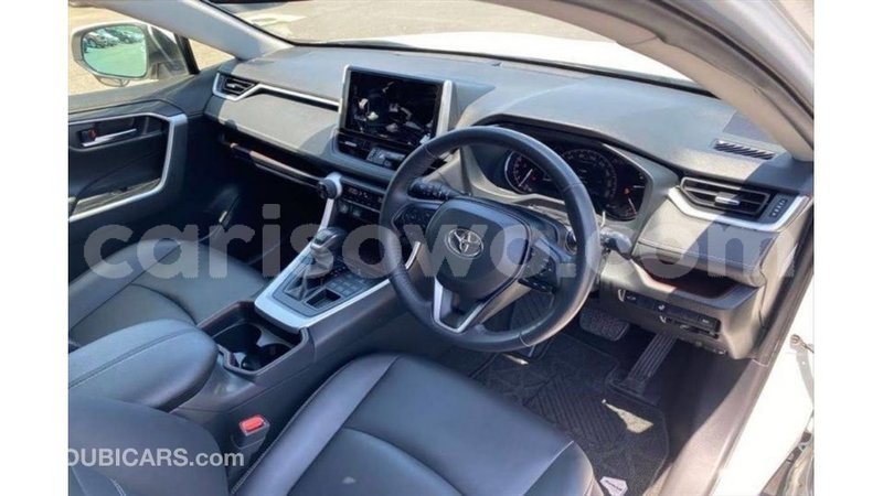 Big with watermark toyota hiace benign import dubai 8872