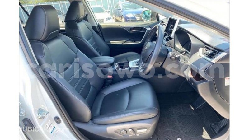 Big with watermark toyota hiace benign import dubai 8872