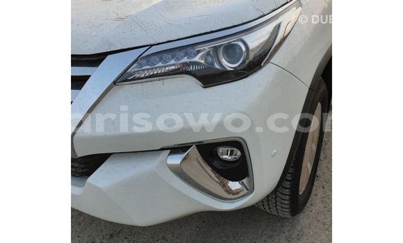 Buy Import Toyota Fortuner White Car in Import - Dubai in Benign Buy Import Toyota Fortuner White Car in Import - Dubai in Benign