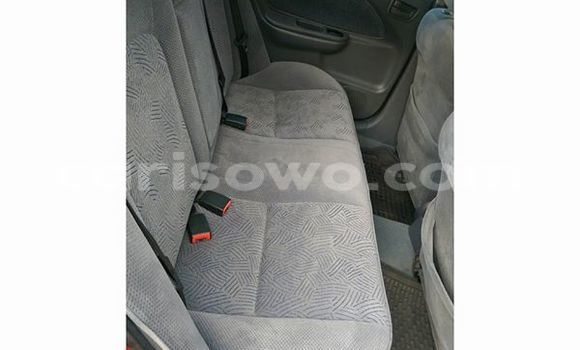 Acheter Occasion Voiture Toyota Avensis Rouge à Cotonou, Benin Acheter Occasion Voiture Toyota Avensis Rouge à Cotonou, Benin