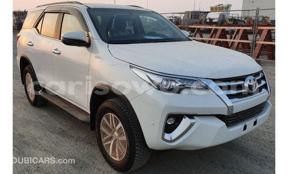 Buy Import Toyota Fortuner White Car in Import - Dubai in Benign Buy Import Toyota Fortuner White Car in Import - Dubai in Benign