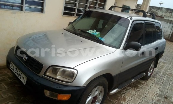Acheter Occasion Voiture Toyota RAV4 Gris à Cotonou, Benin Acheter Occasion Voiture Toyota RAV4 Gris à Cotonou, Benin