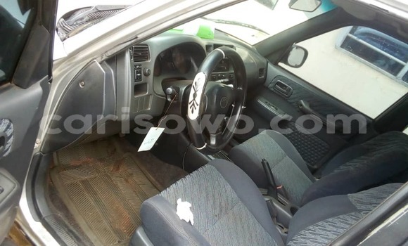 Acheter Occasion Voiture Toyota RAV4 Gris à Cotonou, Benin Acheter Occasion Voiture Toyota RAV4 Gris à Cotonou, Benin