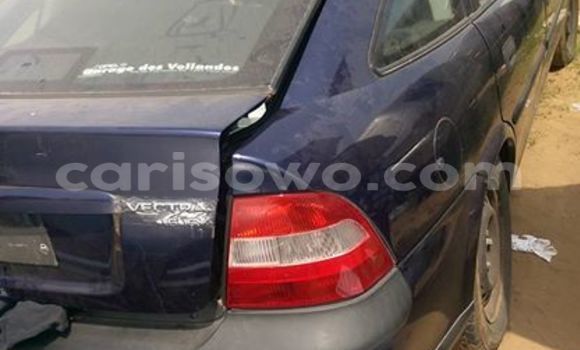 Acheter Occasion Voiture Opel Vectra Bleu à Cotonou, Benin Acheter Occasion Voiture Opel Vectra Bleu à Cotonou, Benin