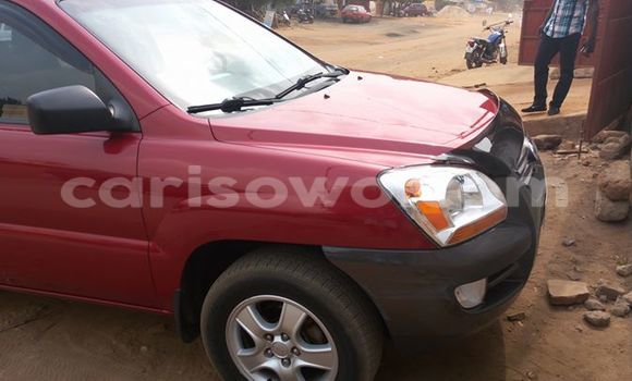 Acheter Occasion Voiture Kia Sportage Rouge à Cotonou, Benin Acheter Occasion Voiture Kia Sportage Rouge à Cotonou, Benin